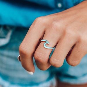Silver Wave Ring